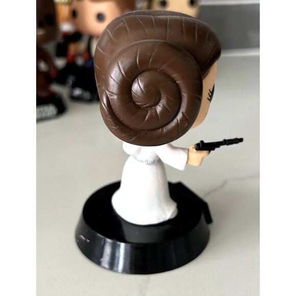 FUNKO STAR WARS Bobble Head Princess Leia with Buns - Picture 4 of 4